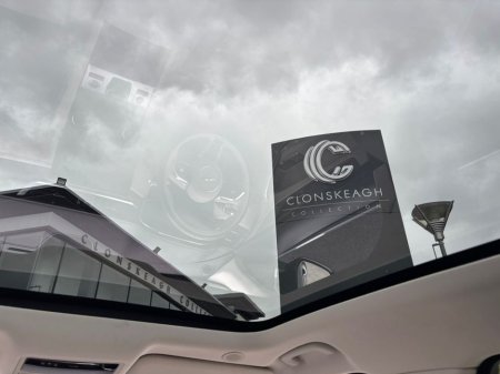 2022 Jaguar F-Pace 2.0 P400E, PHEV S, PAN ROOF, IVORY INTERIOR €41,990 thumbnail