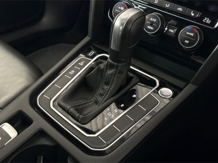 2020 Volkswagen Arteon 2.0 TSI R-LINE 190BHP**NEW NCT**PANORAMIC SUNROOF**BLACK LEATHER INTERIOR**FRONT HEATED SEATS**REVERSE CAMERA**PARKING SENSORS**KEYLESS START**DUAL CLIMATE CONTROL**APPLE CARPLAY**FINANCE AVAILABLE** €32,995 thumbnail