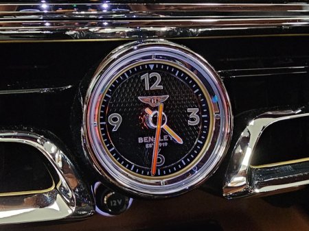 2022 Bentley Flying Spur V6 Hybrid Auto // Racing Green €164,950 thumbnail