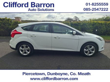 2012 Ford Focus - thumbnail 5