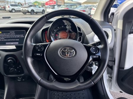 2021 Toyota Aygo - thumbnail 9