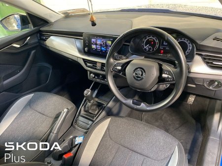 2023 Skoda Kamiq Style 1.0TSI 110bhp *Black Pack* €25,950 thumbnail