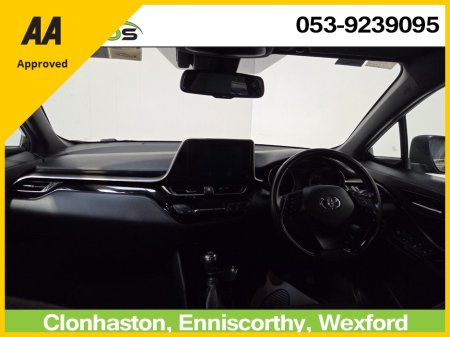 2019 Toyota C-HR - photo 2