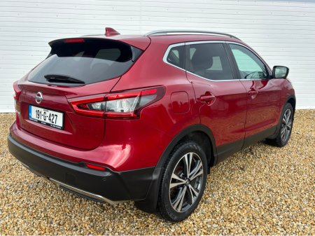 2019 Nissan Qashqai 1.2 SV PREMIUM SS 18 4 4DR €15,950