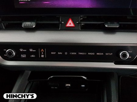 2025 Kia Sportage Plug-in Hybrid €45,900 thumbnail