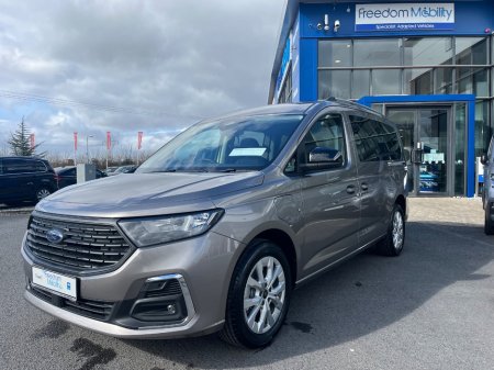 2026 Ford Tourneo Connect - thumbnail 3