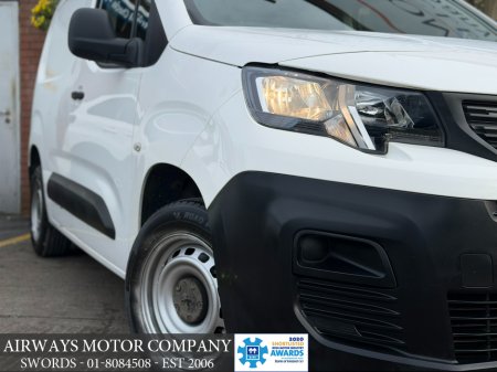 2020 Peugeot Partner - thumbnail 13