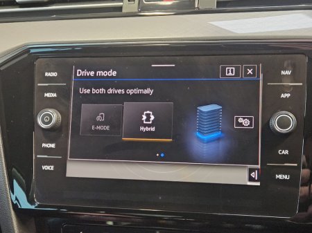 2021 Volkswagen Passat 1.4 TSI PHEV 218HP GTE DSG €25,950 thumbnail