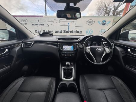 2017 Nissan Qashqai - thumbnail 23