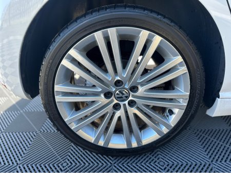 2013 Volkswagen Polo - thumbnail 4