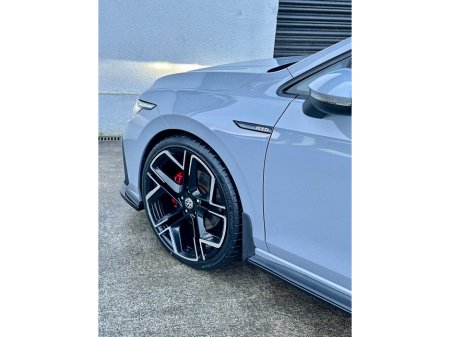 2024 Volkswagen Golf  €45,995 thumbnail