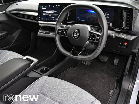 2023 Renault Megane E-Tech Equilibre EV60 220hp €25,990 thumbnail