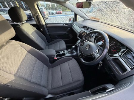 2018 Volkswagen Touran CL - 2.0L DIESEL - AUTO - 7 SEATS - 12M WARRANTY - CAR: €19,950 thumbnail