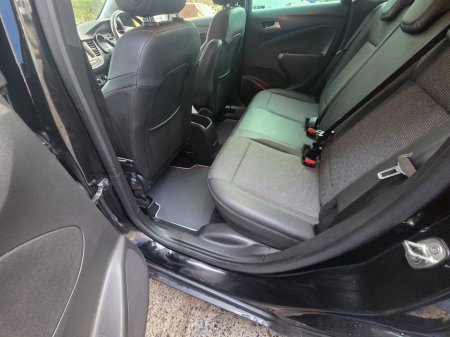 2022 Opel Crossland  €16,499 thumbnail