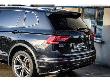 2021 Volkswagen Tiguan 2.0 TDI 150HP R-Line €34,995 thumbnail