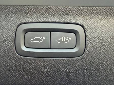 2025 Volvo XC90 NEW MODEL//PLUS DARK T8 RECHARGE//GREAT SPECIFICATION//PANORAMIC ROOF//SIMI AND AA DEALER €76,950 thumbnail