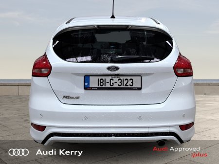 2018 Ford Focus - thumbnail 6