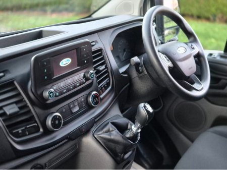 2021 Ford Transit Custom High roof €18,950 thumbnail