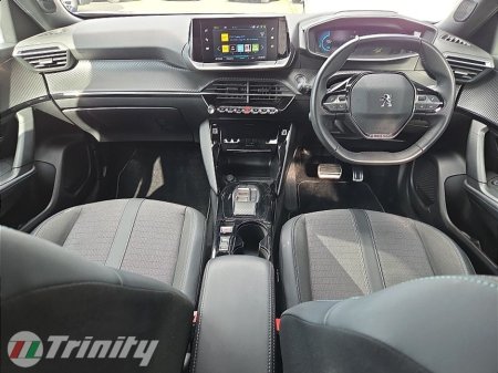 2023 Peugeot 2008 - thumbnail 2