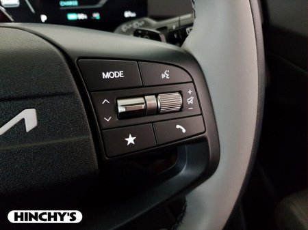 2026 Kia EV4 - thumbnail 18