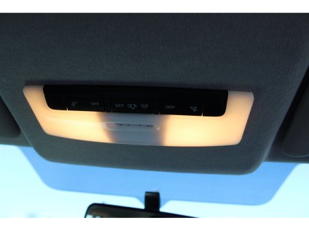 2019 Nissan Micra - thumbnail 25