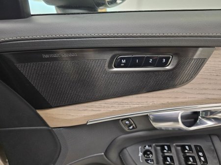 2025 Volvo XC90 NEW MODEL PLUS ! €76,950 thumbnail