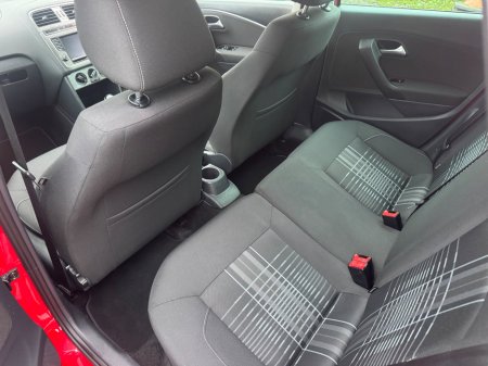 2016 Volkswagen Polo 1.0 5DR 75HP Lounge €9,950 thumbnail