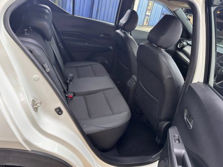 2020 Nissan Juke - thumbnail 10