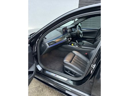 2021 BMW 5 Series  €40,995 thumbnail