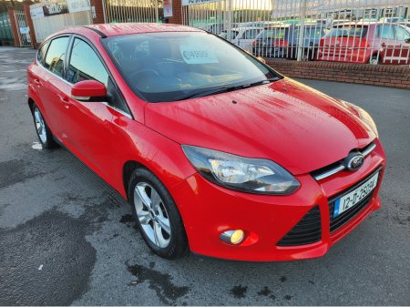 2012 Ford Focus - thumbnail 11