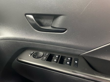 2023 Hyundai Kona - thumbnail 11