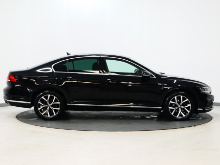 2022 Volkswagen Passat - thumbnail 2