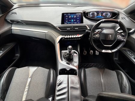 2018 Peugeot 5008 - thumbnail 14