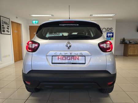 2019 Renault Captur - thumbnail 5