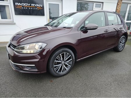 2017 Volkswagen Golf 2.0 TDI SE NAV BLUEMOTION 150PS 5DR €15,950 thumbnail