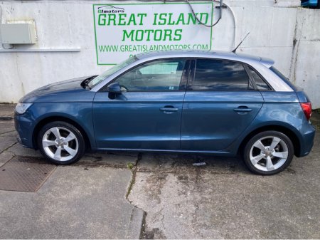 2016 Audi A1  €13,900