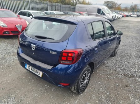 2017 Dacia Sandero LAUREATE DCI €7,595 thumbnail