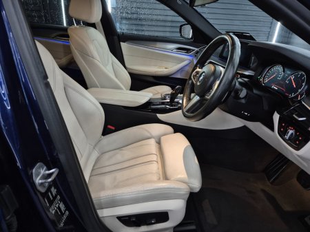 2017 BMW 5 Series - thumbnail 22