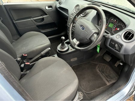 2006 Ford Fiesta GHIA 1.4 5DR AUTO €2,950 thumbnail