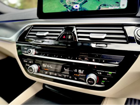 2021 BMW 5 Series - thumbnail 20