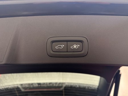 2026 Volvo EX40 - thumbnail 15