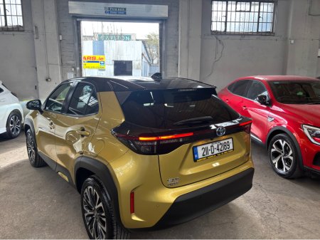 2021 Toyota Yaris - thumbnail 17