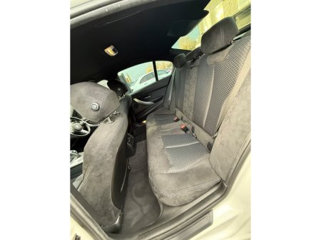 2017 BMW 3 Series - thumbnail 18