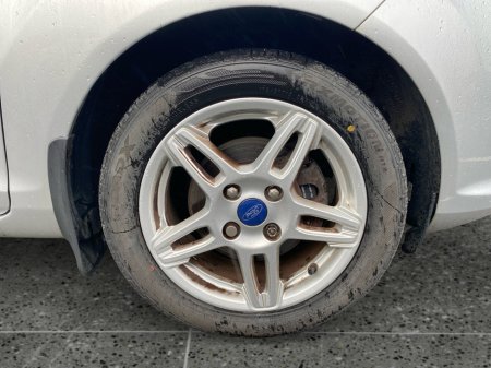 2015 Ford Fiesta 1.25 60PS Titanium €9,995 thumbnail