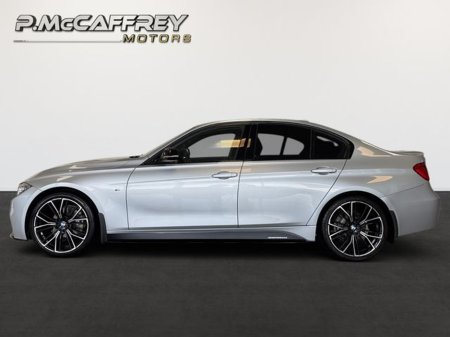 2015 BMW 3 Series - thumbnail 8