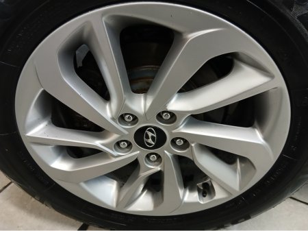 2016 Hyundai Tucson 1.7 CRDI EXECUTIVE : LOW MILEAGE : FINANCE ARRANGED : €13,950 thumbnail