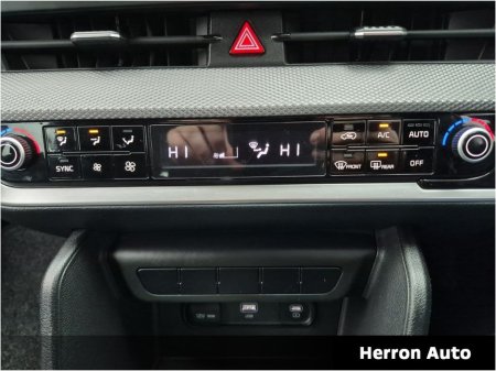 2022 Kia Sportage - thumbnail 13