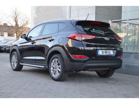 2016 Hyundai Tucson 1.7 D Comfort Plus, Side Steps €16,995