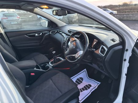 2014 Nissan Qashqai  €7,995 thumbnail