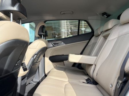 2023 Kia Sportage K4 Plug in hybrid €37,995 thumbnail